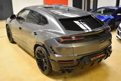 Lamborghini Urus SE 2025 — Le SUV hybride rechargeable ultime, 8000 km seulement — intérieur