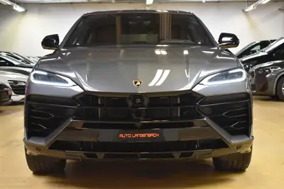 Lamborghini Urus SE 2025 — Le SUV hybride rechargeable ultime, 8000 km seulement — détail