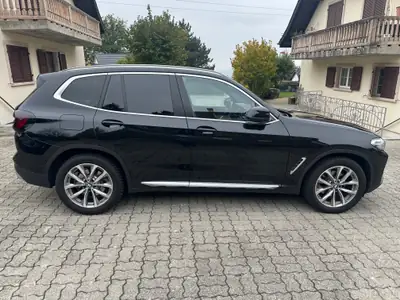 BMW X3 xDrive 20d — SUV diesel mild-hybrid, ultra faible kilométrage 2024 — détail