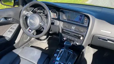Audi A5 Cabriolet 3.0 TDI — Décapotable élégante, diesel puissant, quattro intégral — Miniature 9