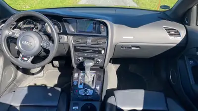 Audi A5 Cabriolet 3.0 TDI — Décapotable élégante, diesel puissant, quattro intégral — Miniature 8