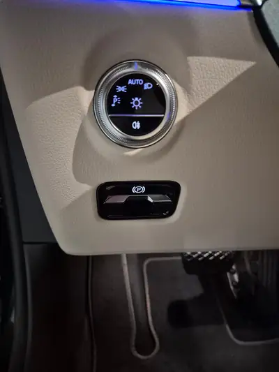 Mercedes-Benz C 220 d T — Break diesel hybride, 60 000 km, confort premium — Miniatur 19