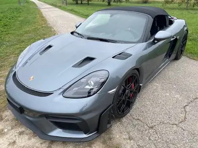 Porsche 718 Spyder RS — Roadster pur-sang 500 ch, quasi neuf avec garantie — interior