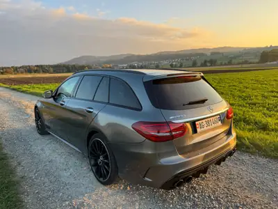 Mercedes-Benz C 43 AMG 4Matic — Break sportif 390 ch, finition carbone premium — côté