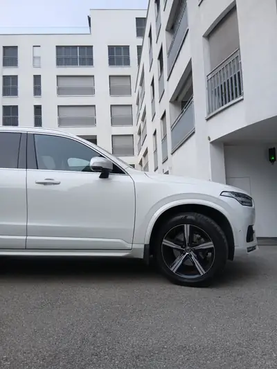 Volvo XC90 D5 AWD R-Design — SUV 7 places premium, diesel performant — Miniatur 8