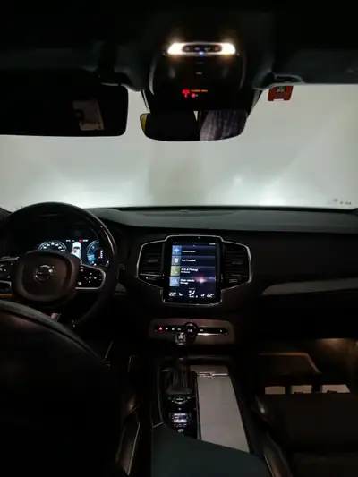 Volvo XC90 D5 AWD R-Design — SUV 7 places premium, diesel performant — Miniatur 11