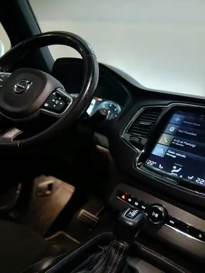 Volvo XC90 D5 AWD R-Design — SUV 7 places premium, diesel performant — Miniatur 10