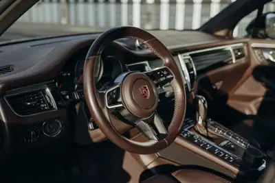 Porsche Macan S Diesel PDK — Robustesse allemande et consommation maîtrisée — Miniature 7