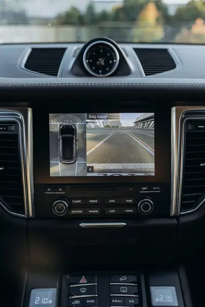 Porsche Macan S Diesel PDK — Robustesse allemande et consommation maîtrisée — Miniature 16