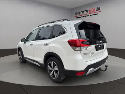 Subaru Forester 2.0i e-Boxer Advantage — SUV Hybride Écologique, 89'775 km — Armaturenbrett