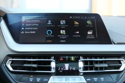BMW 118i Pure M Sport Steptronic — Compacte sportive avec toit panoramique et technologie Head-Up — Miniature 19