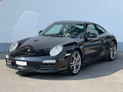 Porsche 911 Carrera 4S PDK — Coupé sportif légendaire, transmission automatique — Seitenansicht