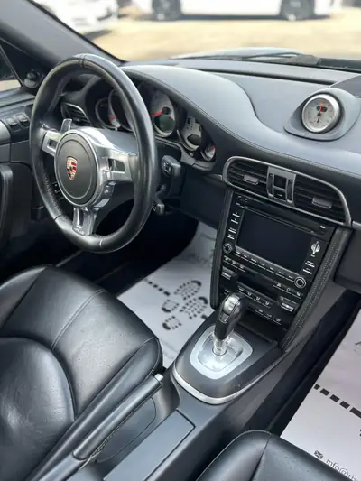 Porsche 911 Carrera 4S PDK — Coupé sportif légendaire, transmission automatique — Miniatur 22