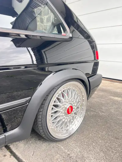 VW Golf 1800 GTI G60 — Légende sportive 1991, état collection exceptionnel — Thumbnail 10