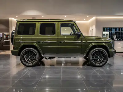 Mercedes-Benz G 63 AMG — SUV légendaire, motorisation 605 ch, équipement MANUFAKTUR complet — intérieur