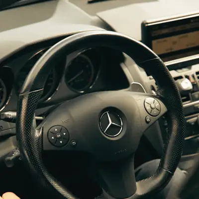 Mercedes-Benz C 63 AMG Break — 457 ch, rare et prestigieuse — dettaglio