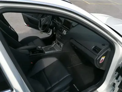 Mercedes-Benz C 63 AMG Break — 457 ch, rare et prestigieuse — Miniatura 8