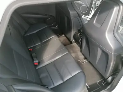 Mercedes-Benz C 63 AMG Break — 457 ch, rare et prestigieuse — Miniatura 9