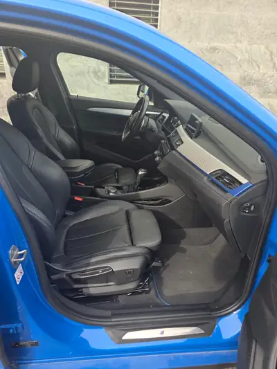 BMW X2 xDrive 25d Steptronic — SUV compact diesel performant, 160'000 km — interni