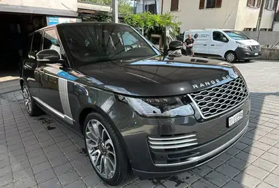 Land Rover Range Rover 5.0 V8 SC Autobiography — Prestige et performance légendaires — intérieur