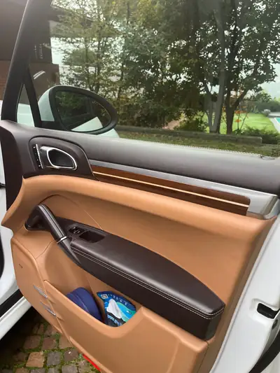 Porsche Cayenne Diesel — SUV premium robuste, 193'000 km, sans sinistre — Miniatura 16