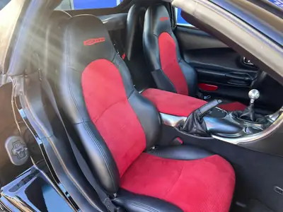 Chevrolet Corvette Z06 Roadster 2003 — Légende américaine décapotable, 411 ch — vista posteriore