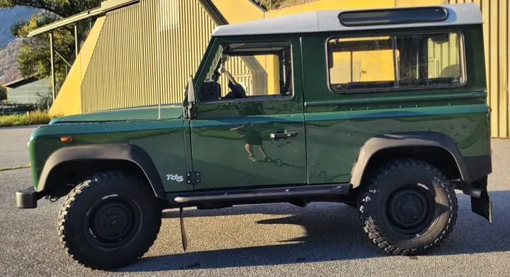 Land Rover Defender 2000 occasion Gampel — 2
