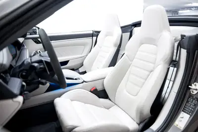 Porsche 911 Turbo Cabriolet PDK — Excellence sportive décapotable, 59'999 km seulement — Miniature 24