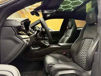 Lamborghini Urus E-Gear Facelift 2021 — SUV haute performance, 650 ch et seulement 48 900 km — Miniature 8