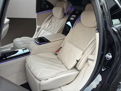Mercedes-Benz S 580 4Matic Maybach — Berline de luxe ultime, 9500 km seulement — Thumbnail 13