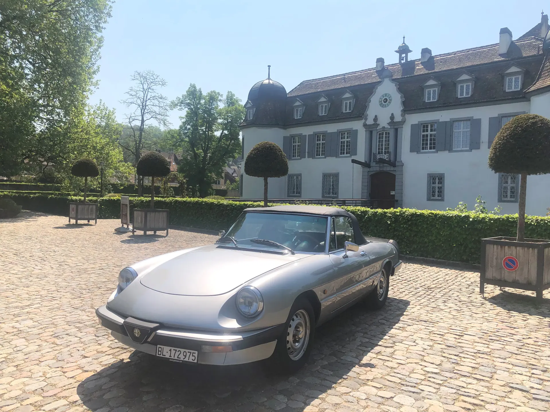 Alfa Romeo Spider 2.0 Veloce 1983 — Cabriolet classique, moteur 128 ch, sans sinistre