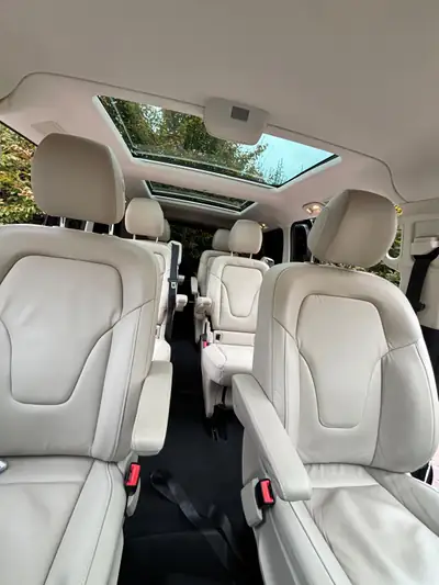Mercedes-Benz V 300 d — Monospace premium 4Matic, spacieux et efficace — intérieur