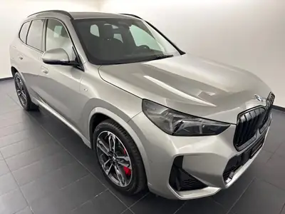 BMW X1 xDrive 20d 48V M Sport Pro — SUV premium hybride léger, 6400 km seulement — interior