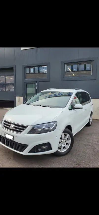 SEAT Alhambra 2.0 TDI Style Advanced 4Drive — Monospace 7 places, Traction intégrale et Cuir — exterior view