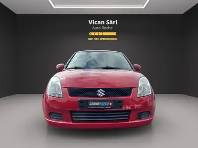 Suzuki Swift 1.3i 16V GL Top 4x4 — Citadine robuste, 4 roues motrices, contrôle d'expert — exterior view