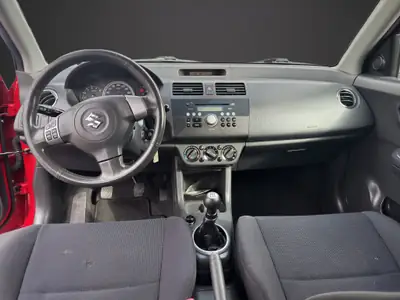 Suzuki Swift 1.3i 16V GL Top 4x4 — Citadine robuste, 4 roues motrices, contrôle d'expert — Thumbnail 11