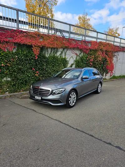 Mercedes-Benz E 400 Avantgarde 4Matic — Break élégant, 333 ch, transmission 9G-Tronic — vue extérieure