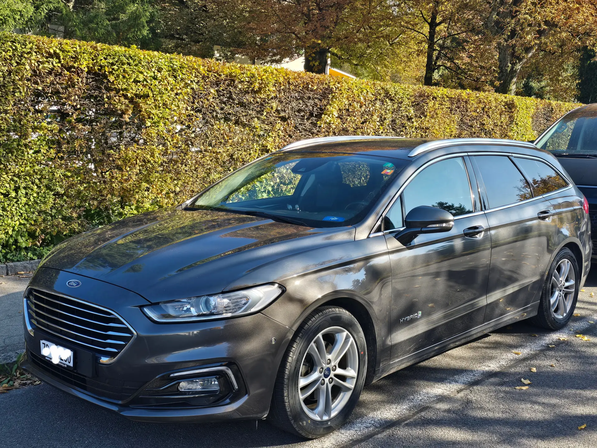 Ford Mondeo Titanium Hybride 2020 — Break spacieux, motorisation écologique et tachygraphe intégré — vista esterna