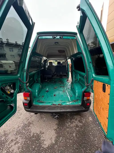 VW T4 2.5 Hochraum — Monospace spacieux 6 places, idéal camping et famille — Miniatura 7