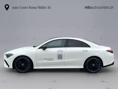 Mercedes-Benz CLA 250 AMG Line 4MATIC — Berline élégante hybride essence, 13 000 km — côté