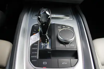 BMW Z4 M40i Steptronic — Cabriolet sportif 2019, équipements premium et performance 340 ch — Miniature 15