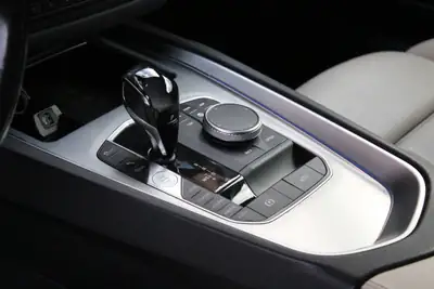 BMW Z4 M40i Steptronic — Cabriolet sportif 2019, équipements premium et performance 340 ch — Miniature 13