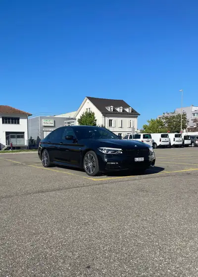 BMW 530d xDrive Steptronic — Berline premium diesel 265 ch, 76'000 km — vista esterna