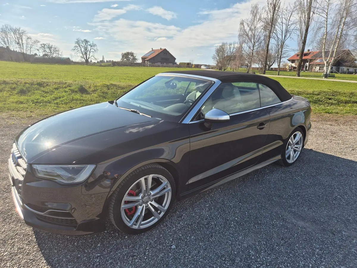 Audi S3 Cabrio 2.0 TFSI — Cabriolet sportif 301 ch, sans accident, équipement complet — vue extérieure