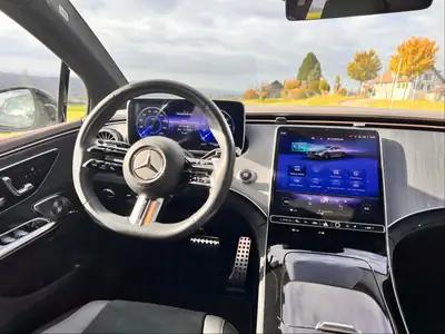 Mercedes-Benz EQE 350 AMG 4MATIC — Berline électrique premium, 34 000 km seulement — Miniatur 11