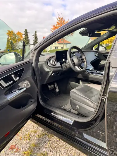 Mercedes-Benz EQE 350 AMG 4MATIC — Berline électrique premium, 34 000 km seulement — Miniatur 14