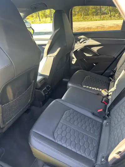 Audi RS Q3 Sportback quattro S tronic — 400 ch, design anthracite, seulement 36'000 km — Thumbnail 9