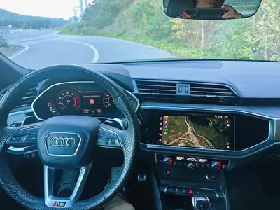 Audi RS Q3 Sportback quattro S tronic — 400 ch, design anthracite, seulement 36'000 km — Thumbnail 7