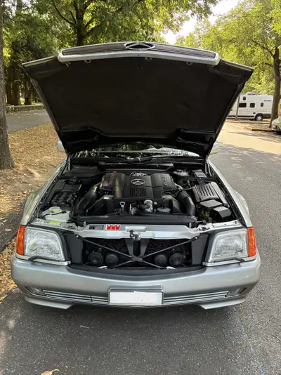 Mercedes-Benz SL 500 — Cabriolet légendaire 1992, 326 ch, statut vétéran — dashboard