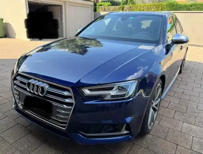 Audi S4 Avant 3.0 TFSI quattro — Berline de prestige sportive, 78'000 km seulement — tableau de bord